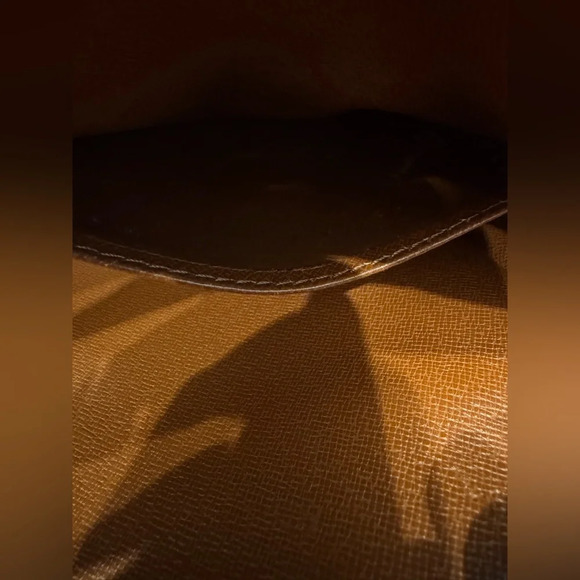 EUC Vintage 1989 Louis Vuitton Monogram Compiegne 28 - Picture 8 of 12